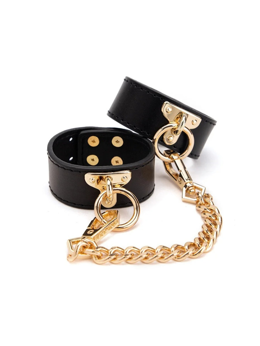 Omalia Black handcuffs